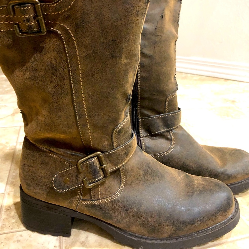 New distressed brown boots